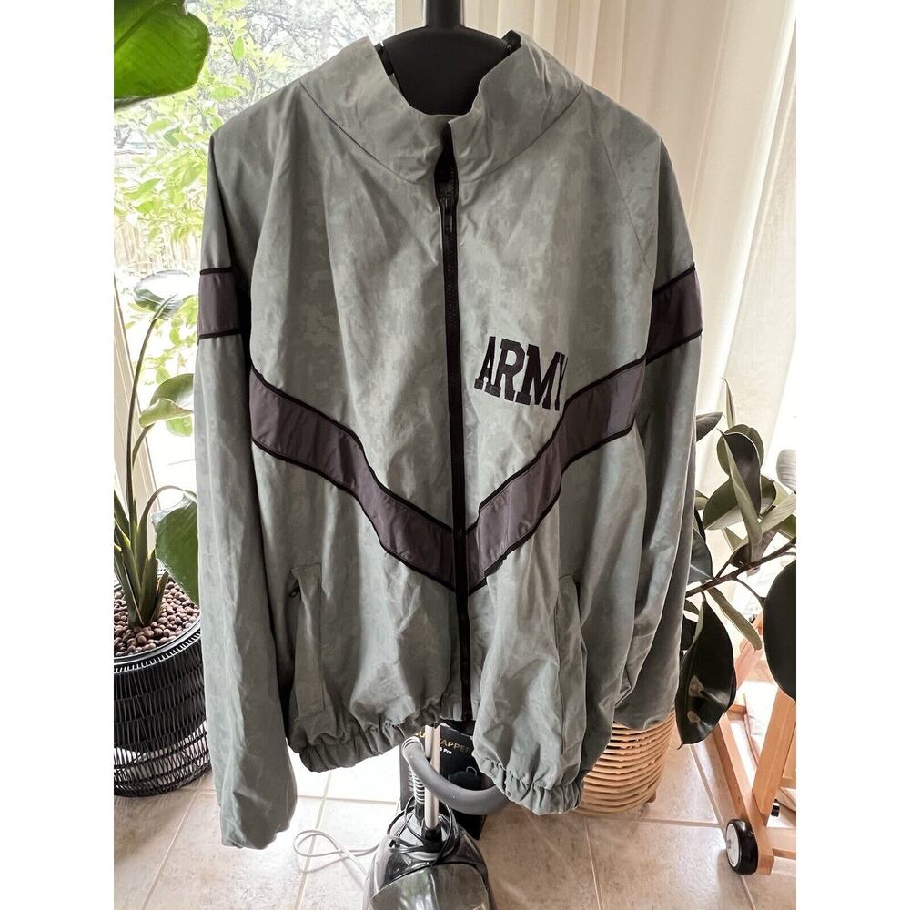US Army Jacket Mens Largw Gray Camo Windbreaker Military USA 100% Nylon Winter